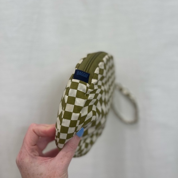 BAGGU Packable Sun Hat in Moss Trippy Checker - Picture 2 of 7